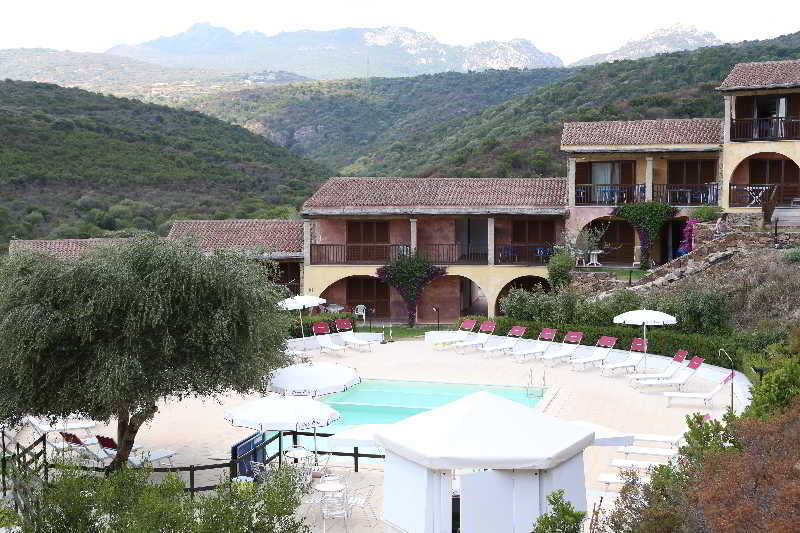 Residence Costa Ruja Portisco Zewnętrze zdjęcie