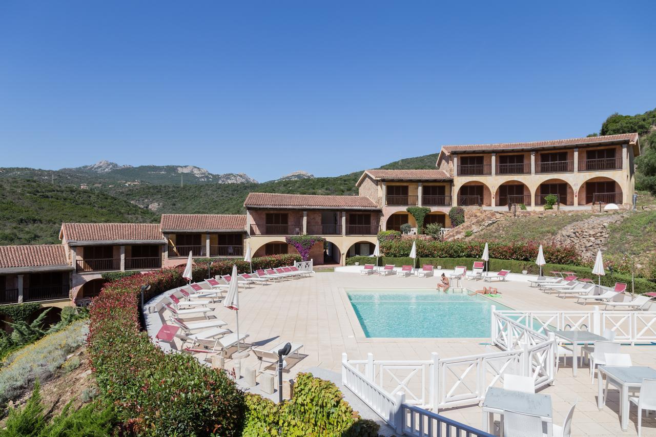 Residence Costa Ruja Portisco Zewnętrze zdjęcie