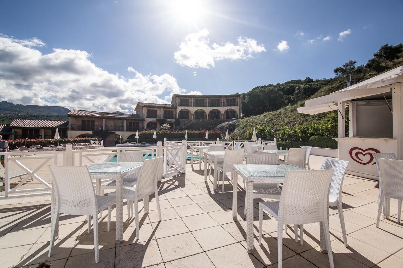 Residence Costa Ruja Portisco Zewnętrze zdjęcie